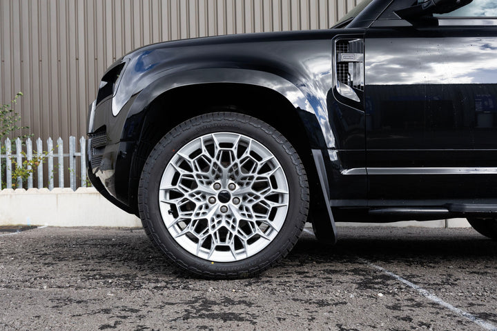 2023 Land Rover Defender 90